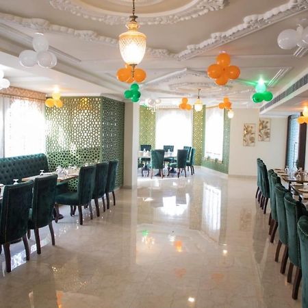 Indralok Palace Hotel & Resort Morena Экстерьер фото